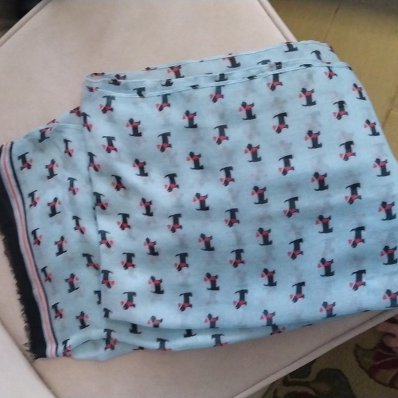 NWT Christopher & Banks Holiday Scarf!  Cute terrier theme! - Picture 3 of 7